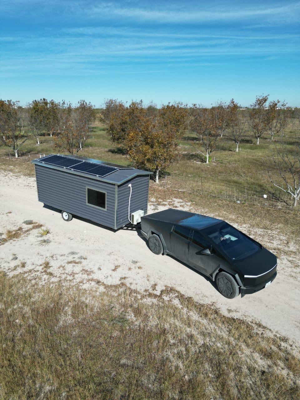 Caseta Móvil Solar NOMAD - Remolcado por Cybertruck